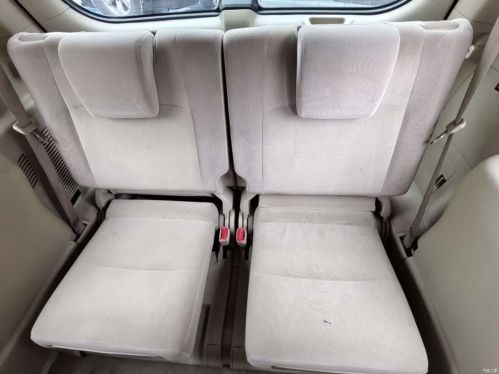 Toyota Prado, 2011 13