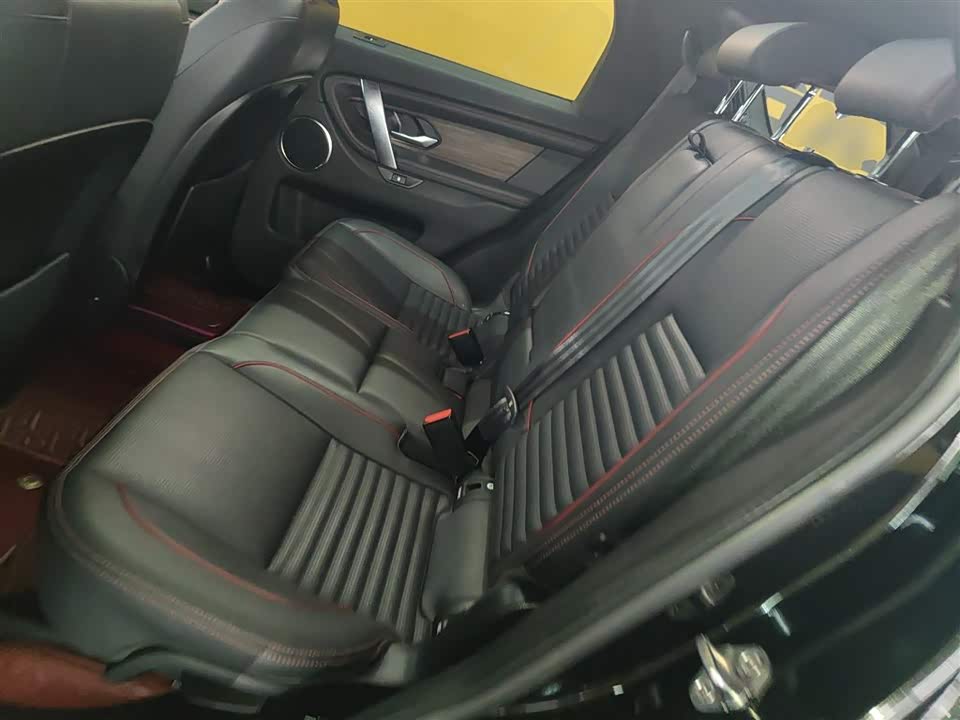 Land Rover Discover sports