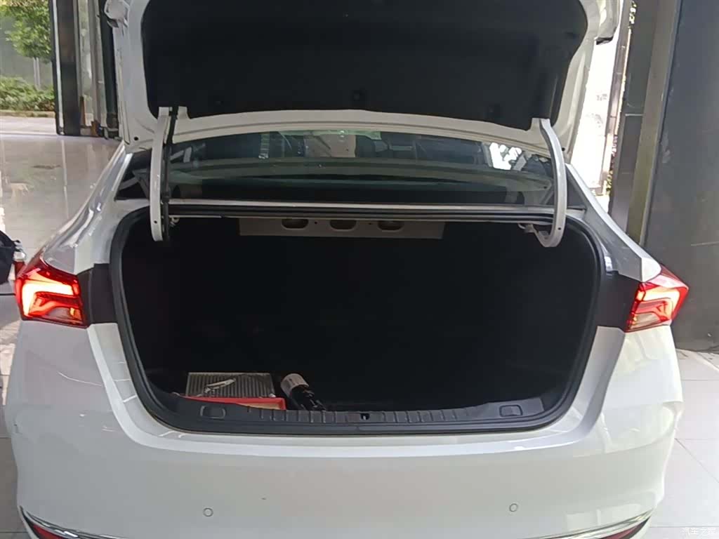 Buick Verano, 2023 19