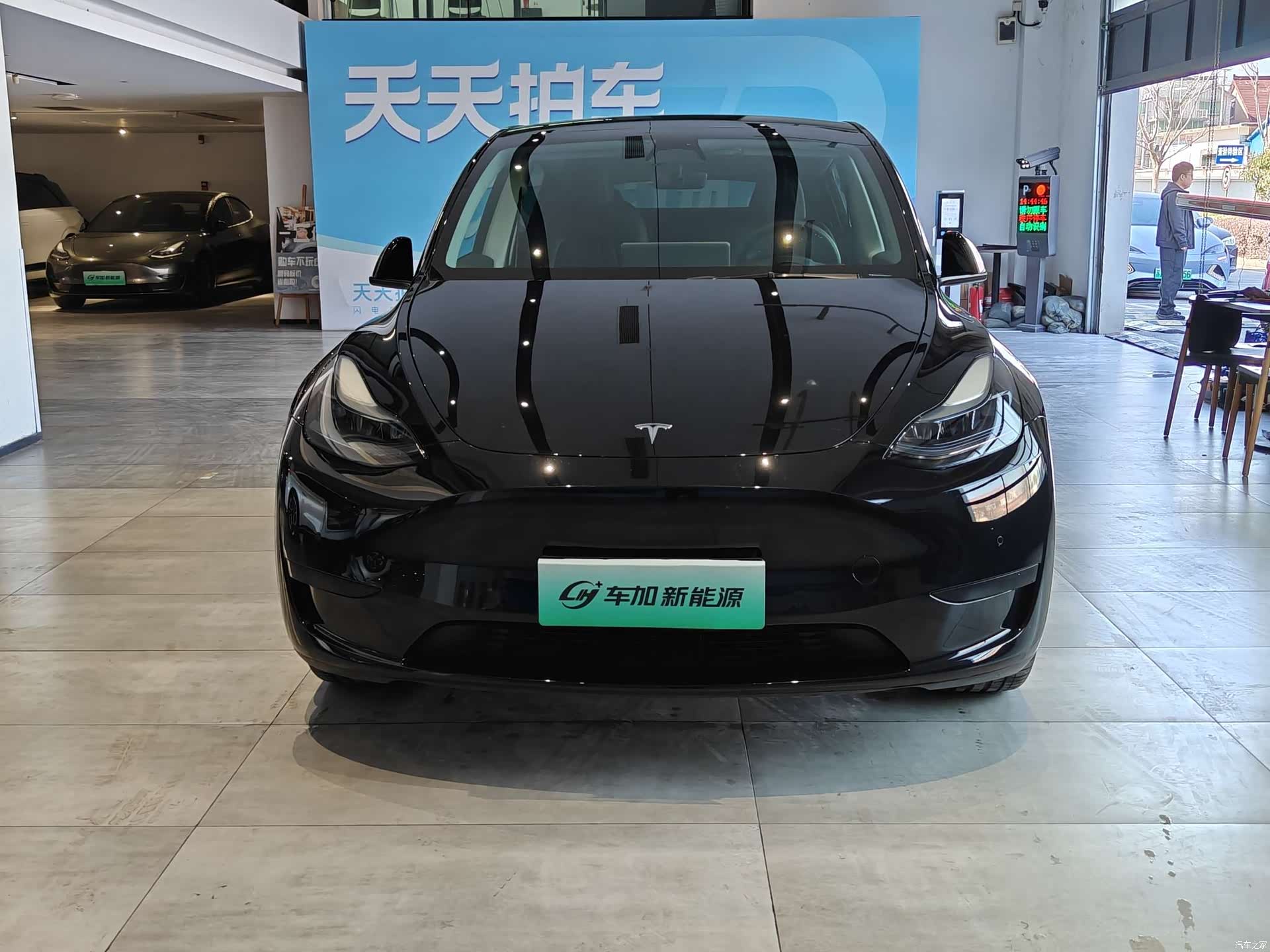 Tesla Model Y, 2024 2