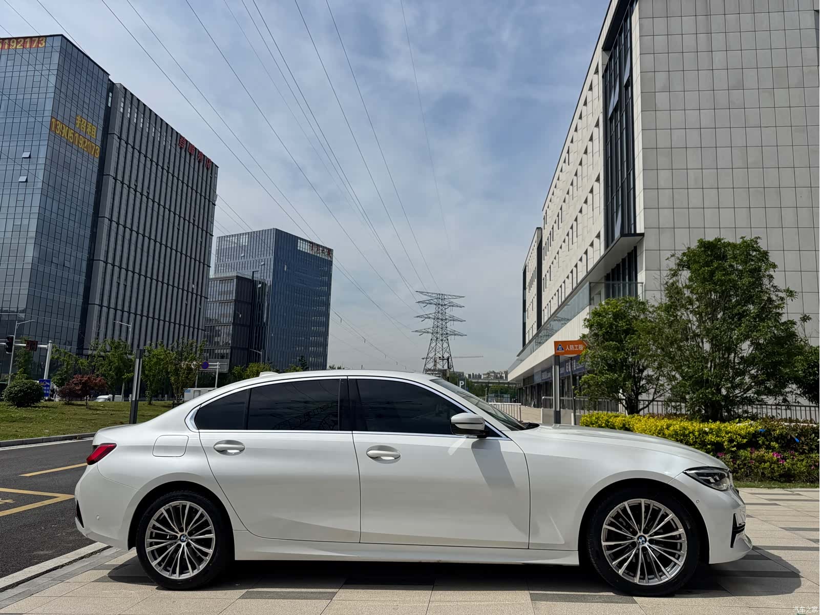 BMW 3 Series, 2019 все фото