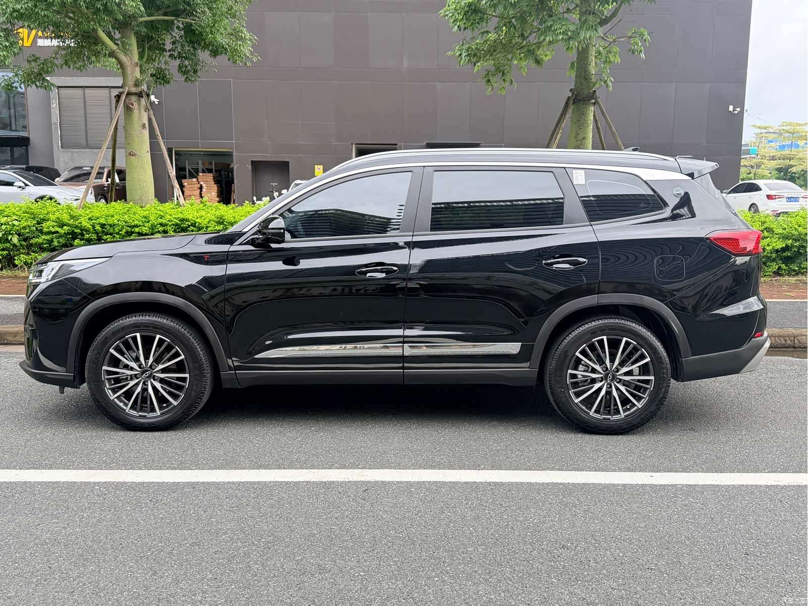 Chery Tiggo 8, 2025 все фото