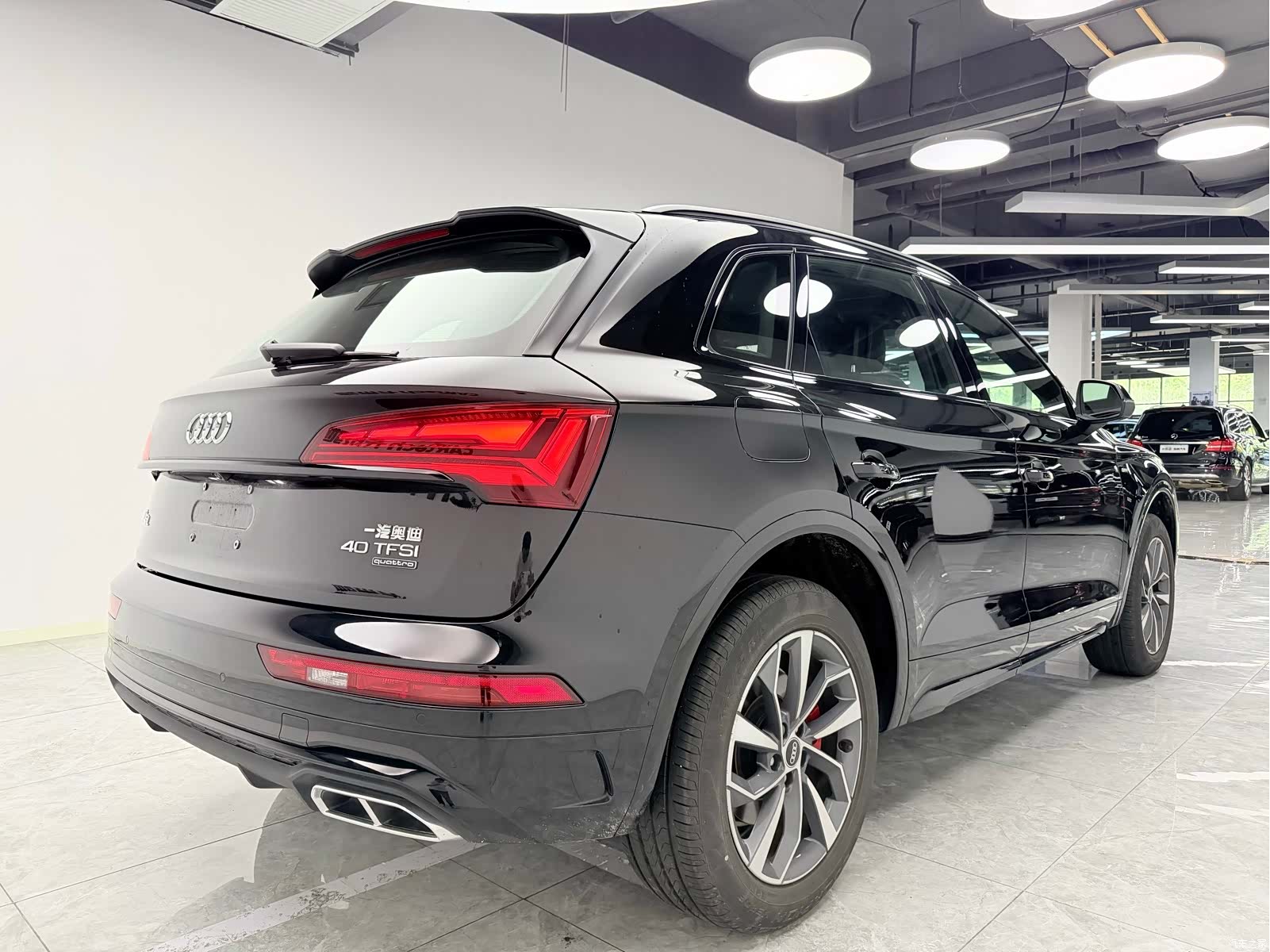 Audi Q5L, 2025 6