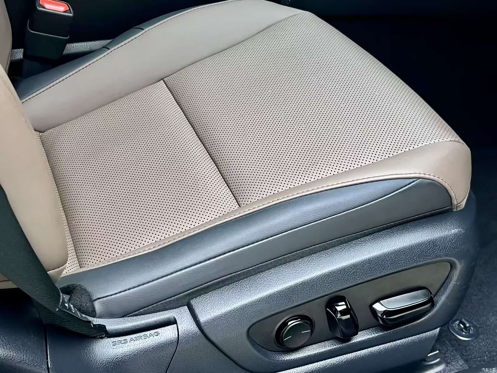 Lexus ES, 2021 8