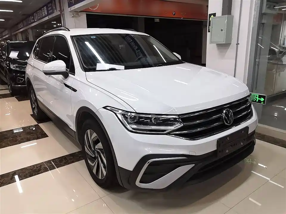 Volkswagen Tiguan L