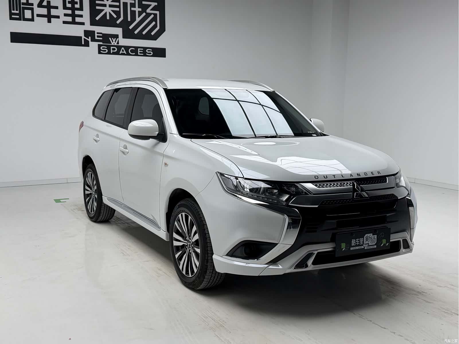 Mitsubishi Outlander, 2021 3