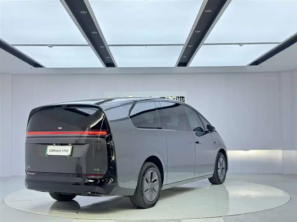 Li Auto Ideal MEGA