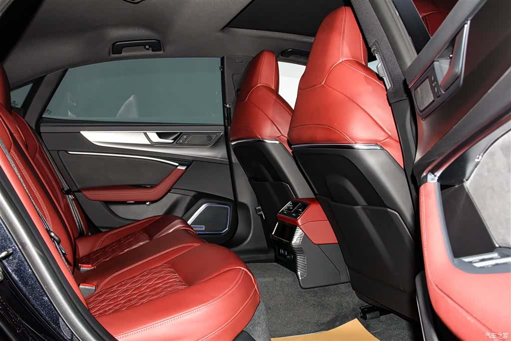 Audi A7L, 2025 30