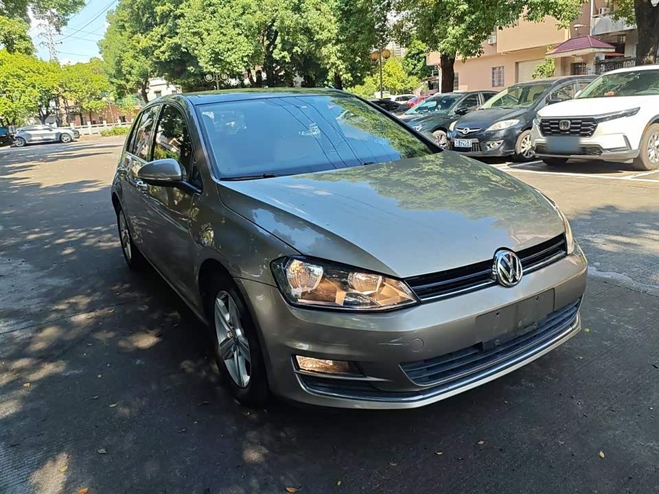Volkswagen golf