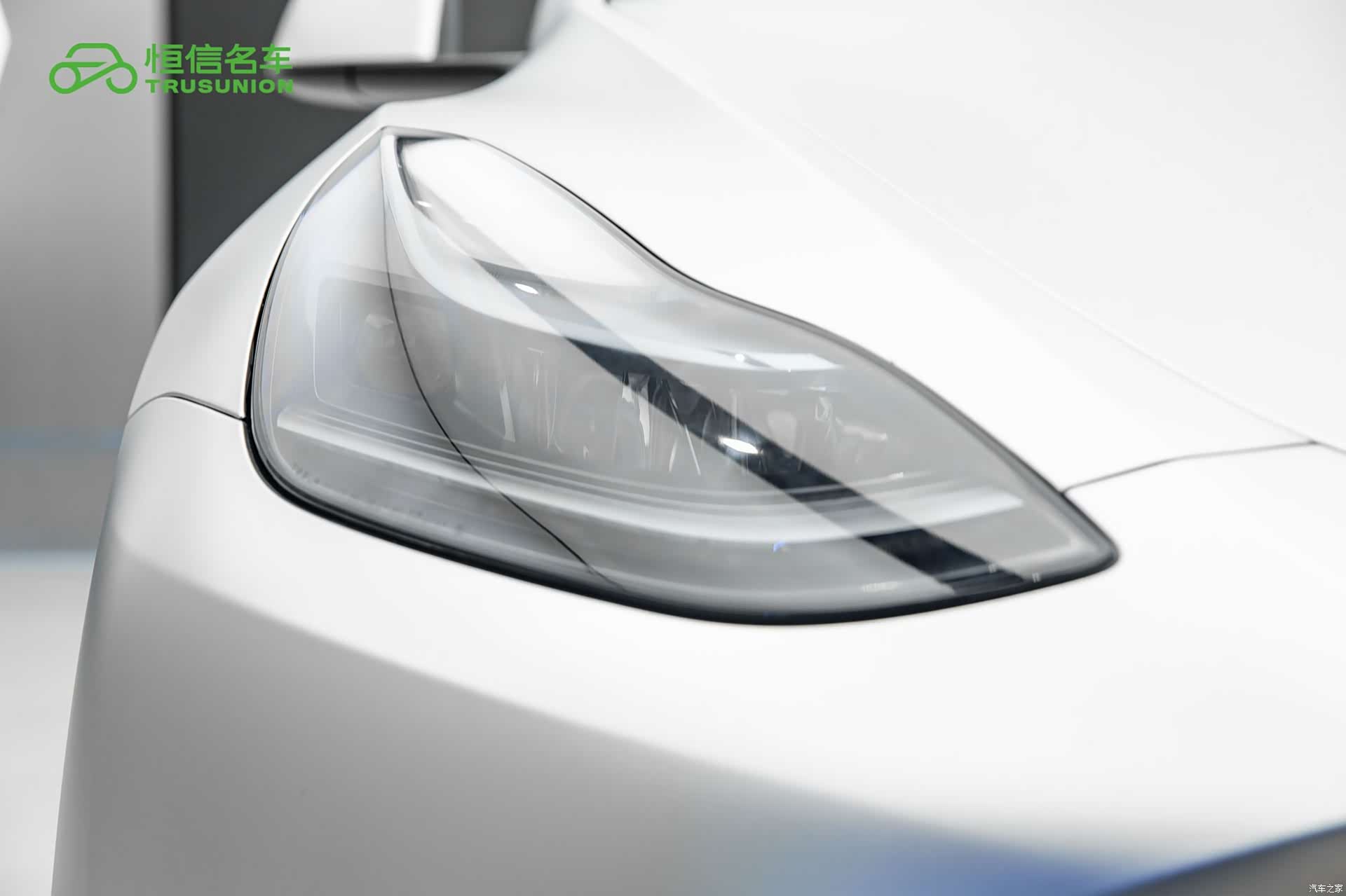 Tesla Model Y, 2024 9