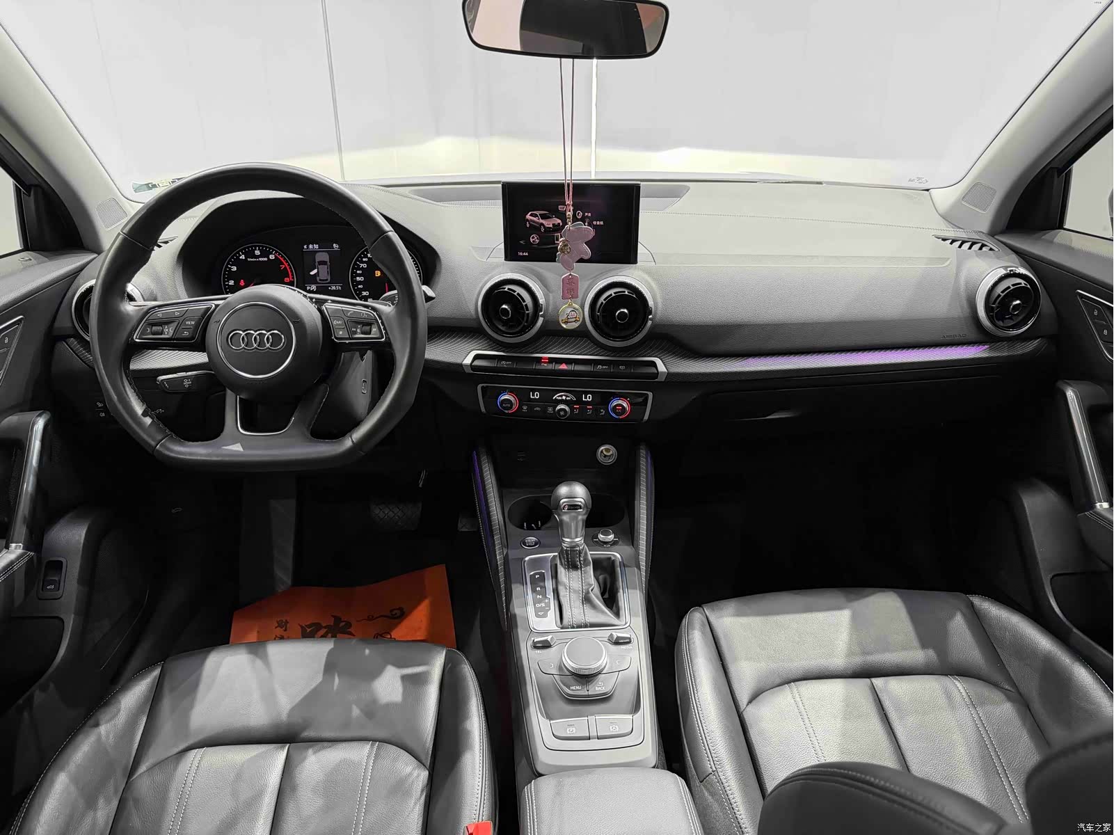 Audi Q2L, 2022 12