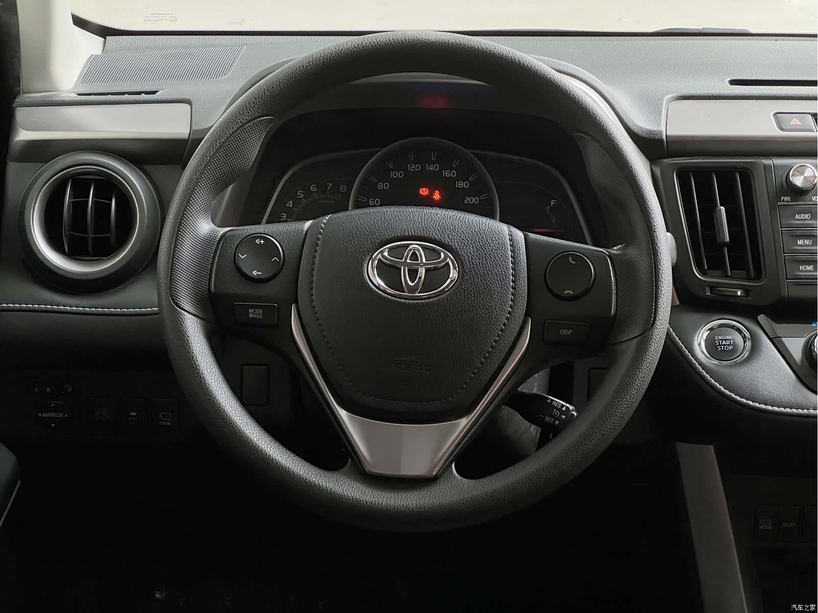 Toyota RAV4, 2018 17