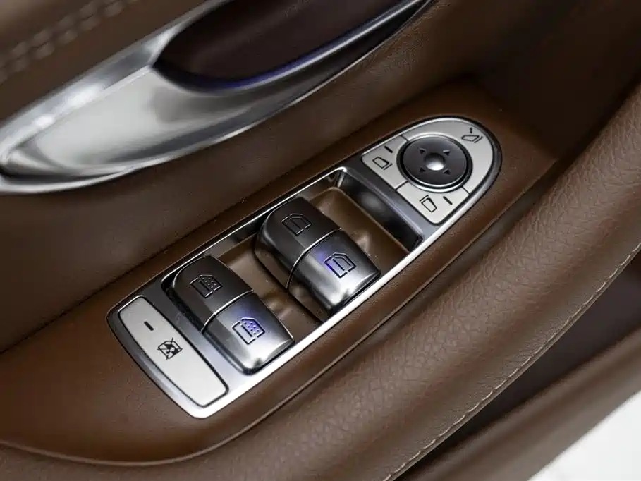 Mercedes-Benz E-class Mercedes-Benz E-class