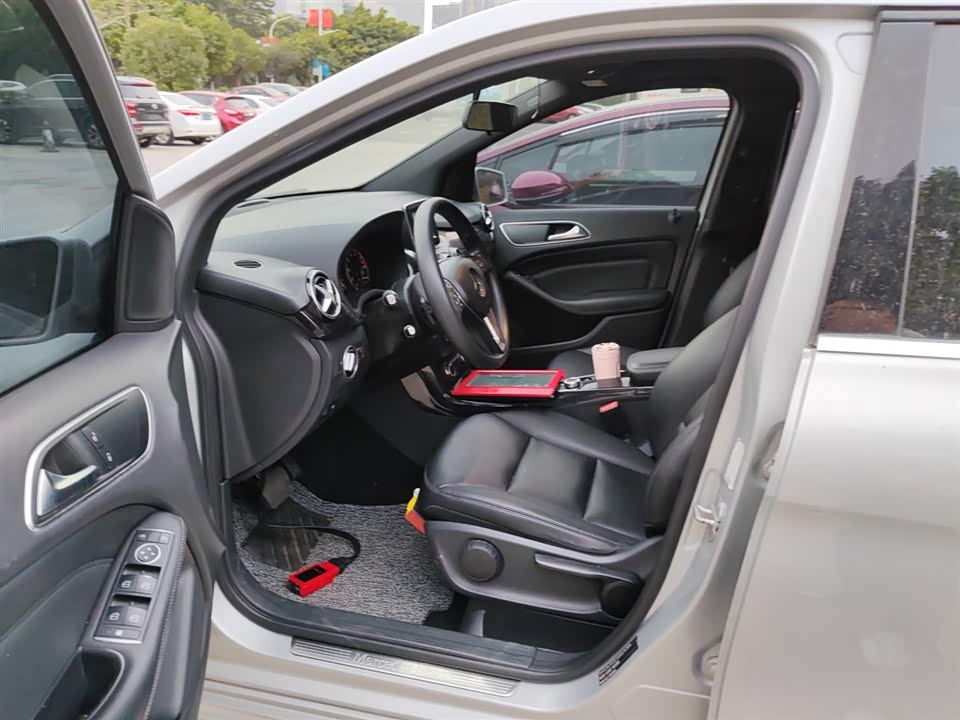 Mercedes-Benz Class B