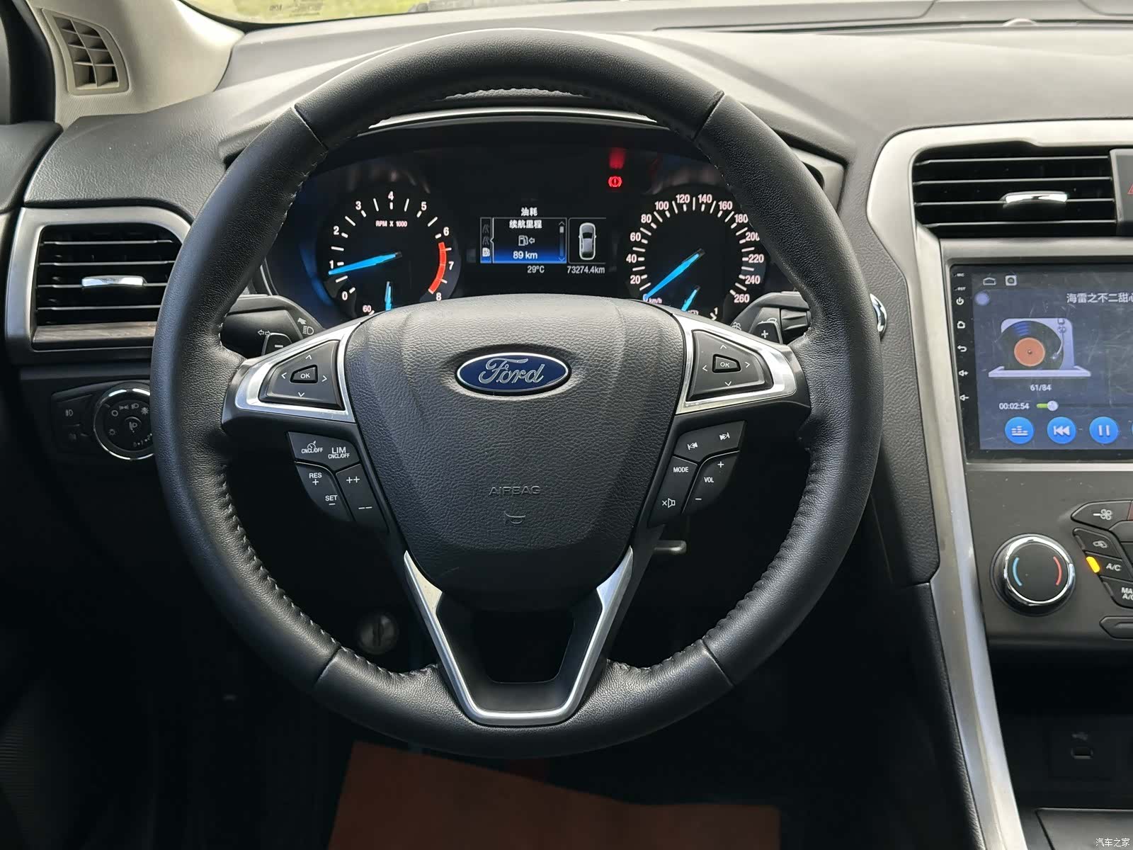 Ford Mondeo, 2018 18