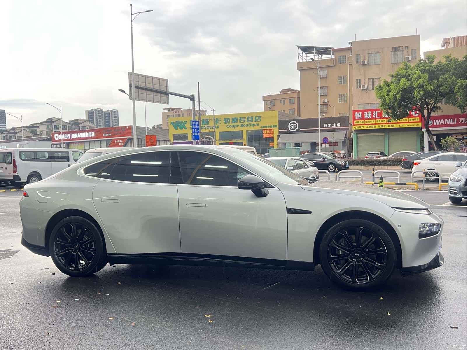 Xpeng P7, 2020 4