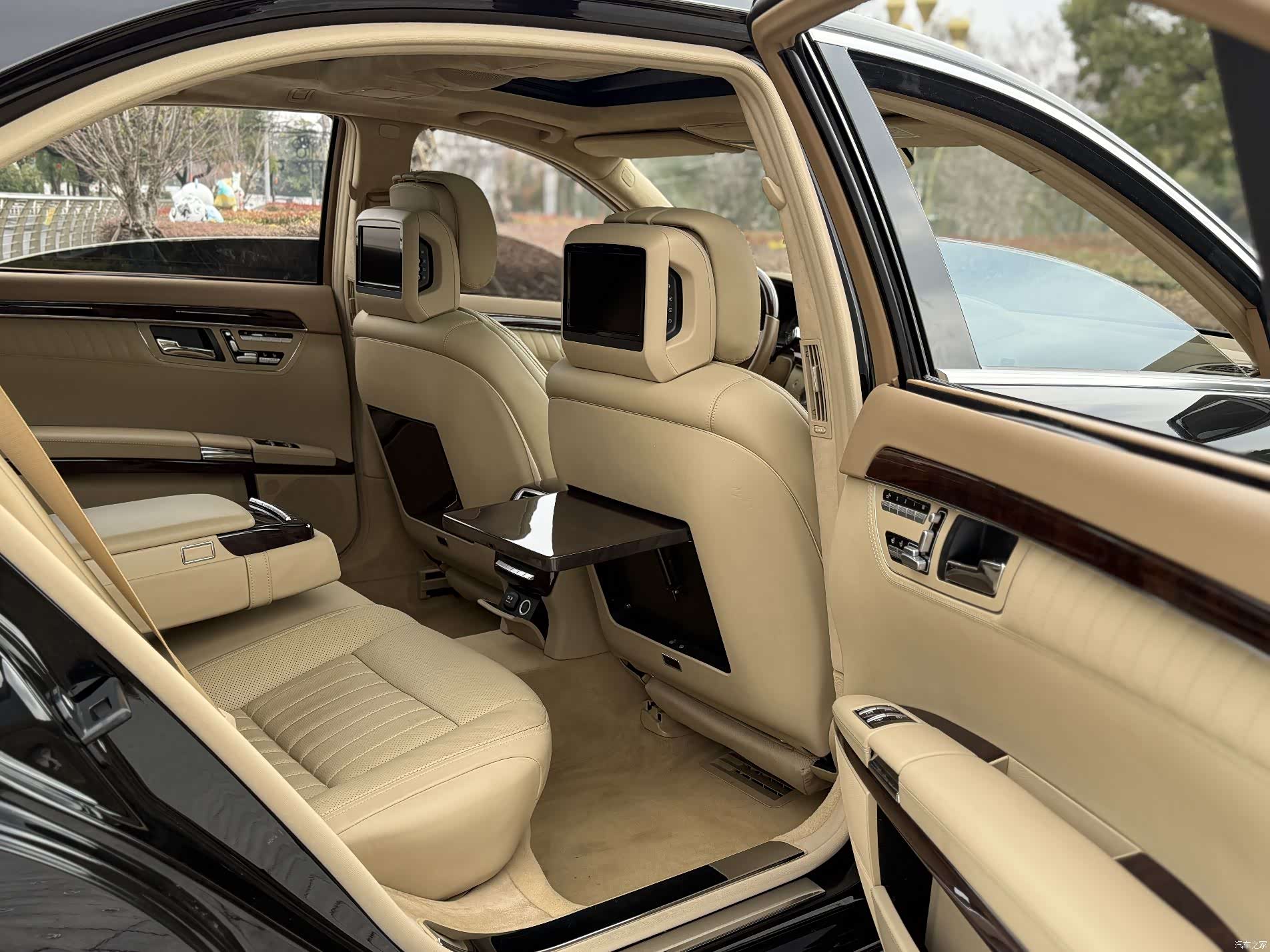 Mercedes-Benz S-Class, 2010 22