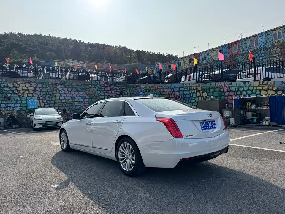 Cadillac CT6