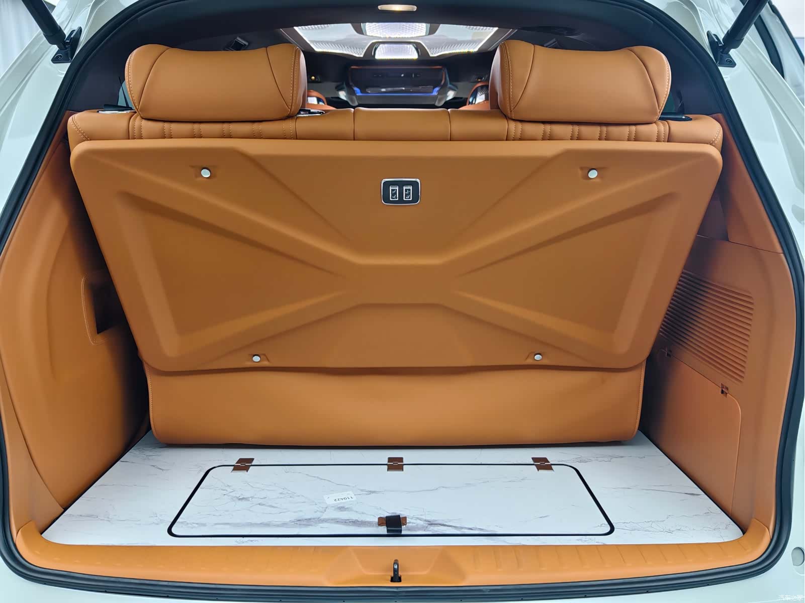 Toyota Granvia, 2026 31