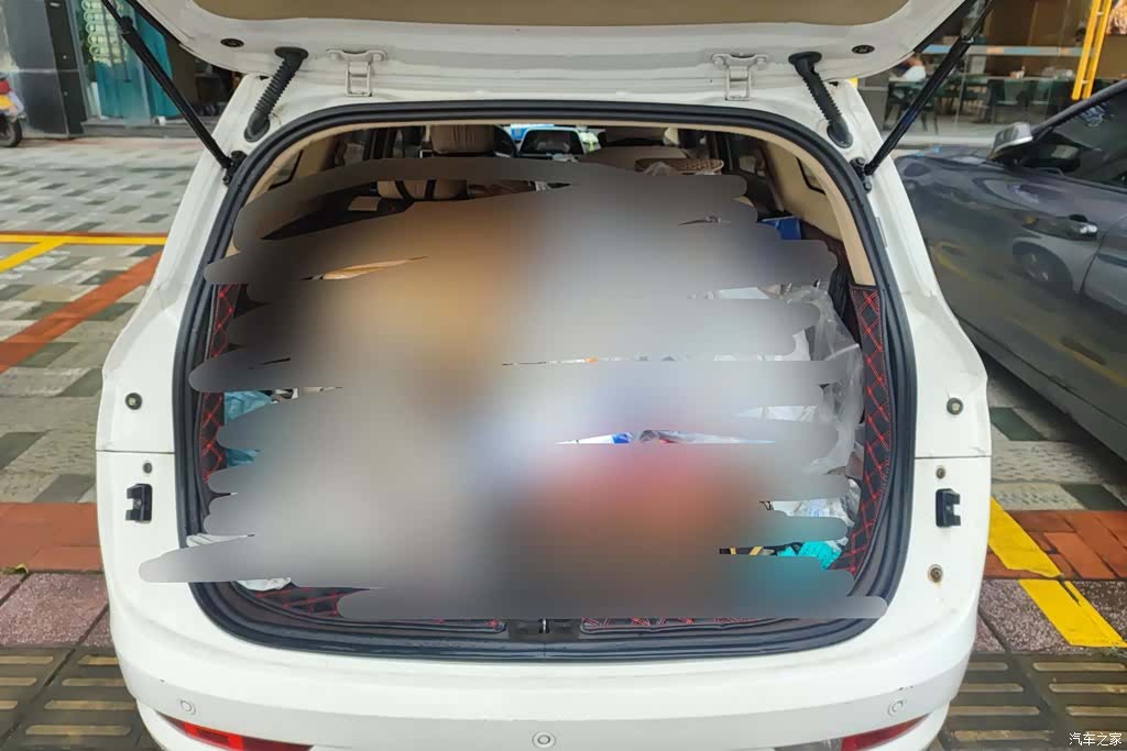 Wuling 310W, 2019 4