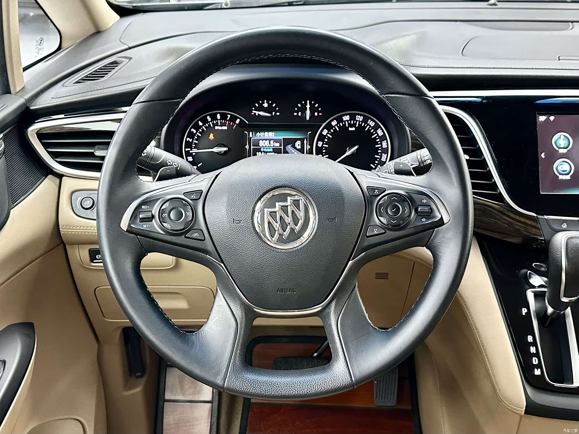 Buick GL8, 2018 11