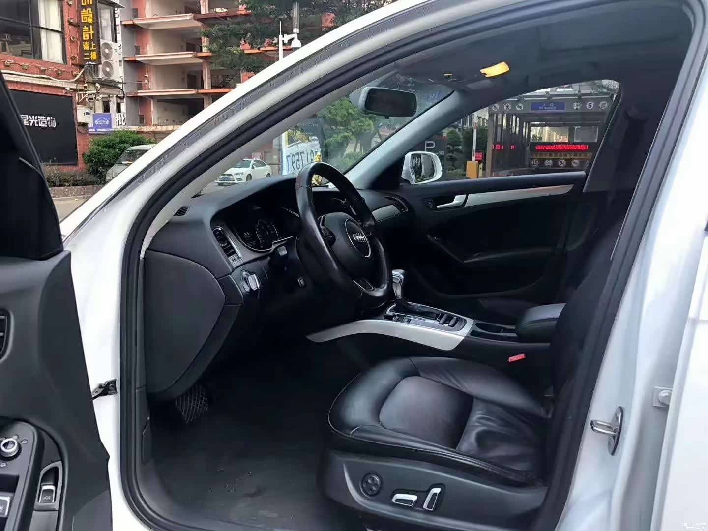 Audi A4L, 2012 4