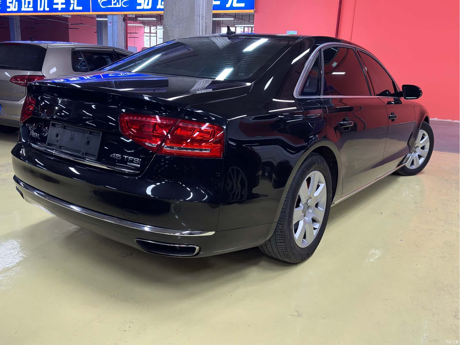 Audi A8L, 2014 11