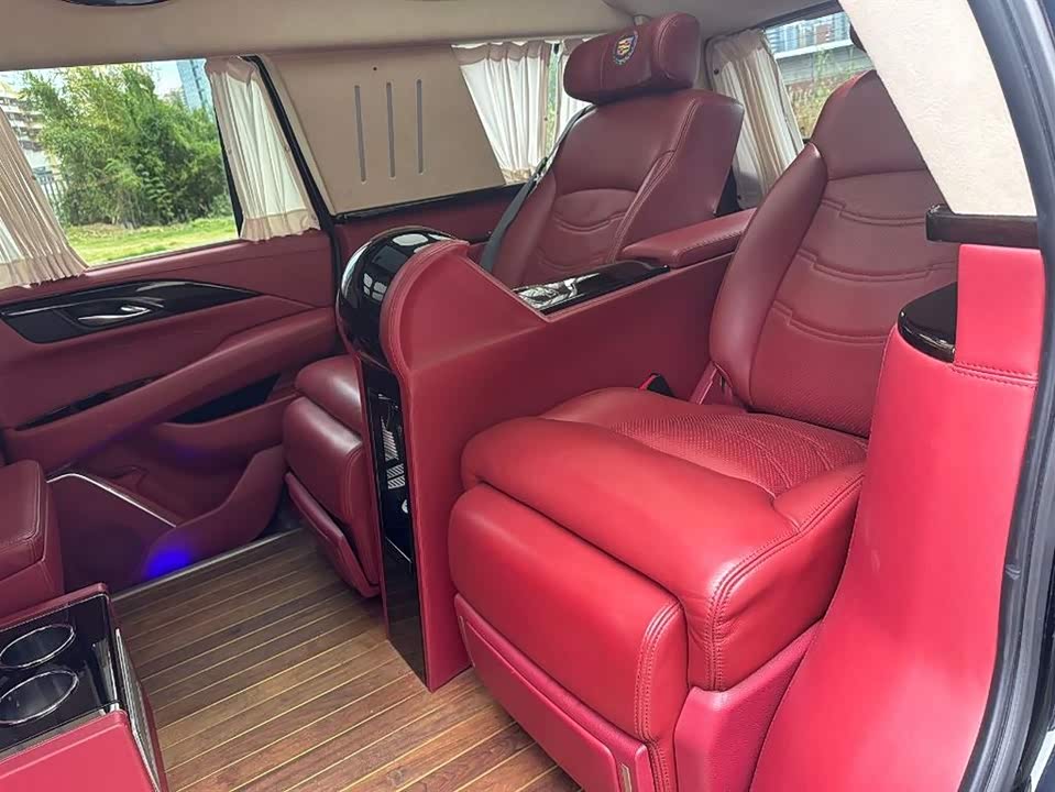 Cadillac Escalade ESCALADE