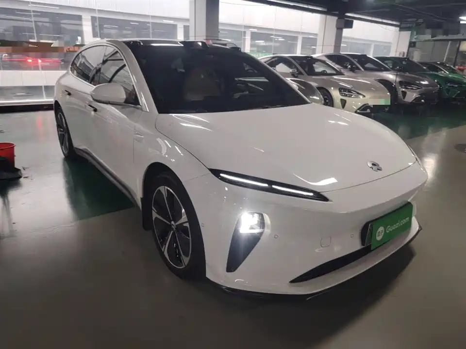 NIO ET5T