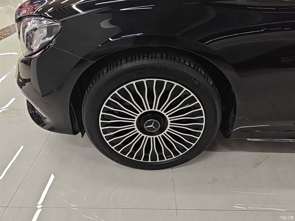 Mercedes-Benz E-Class, 2019 23