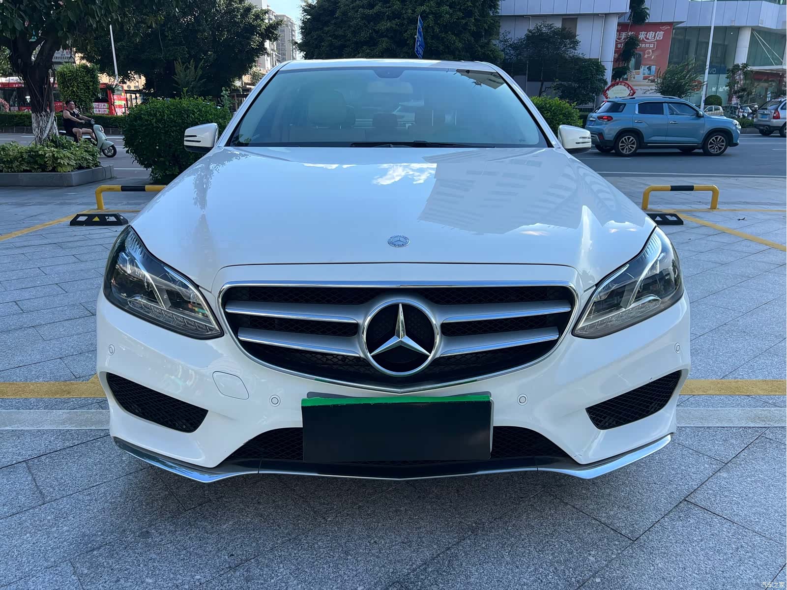Mercedes-Benz E-Class, 2015 2