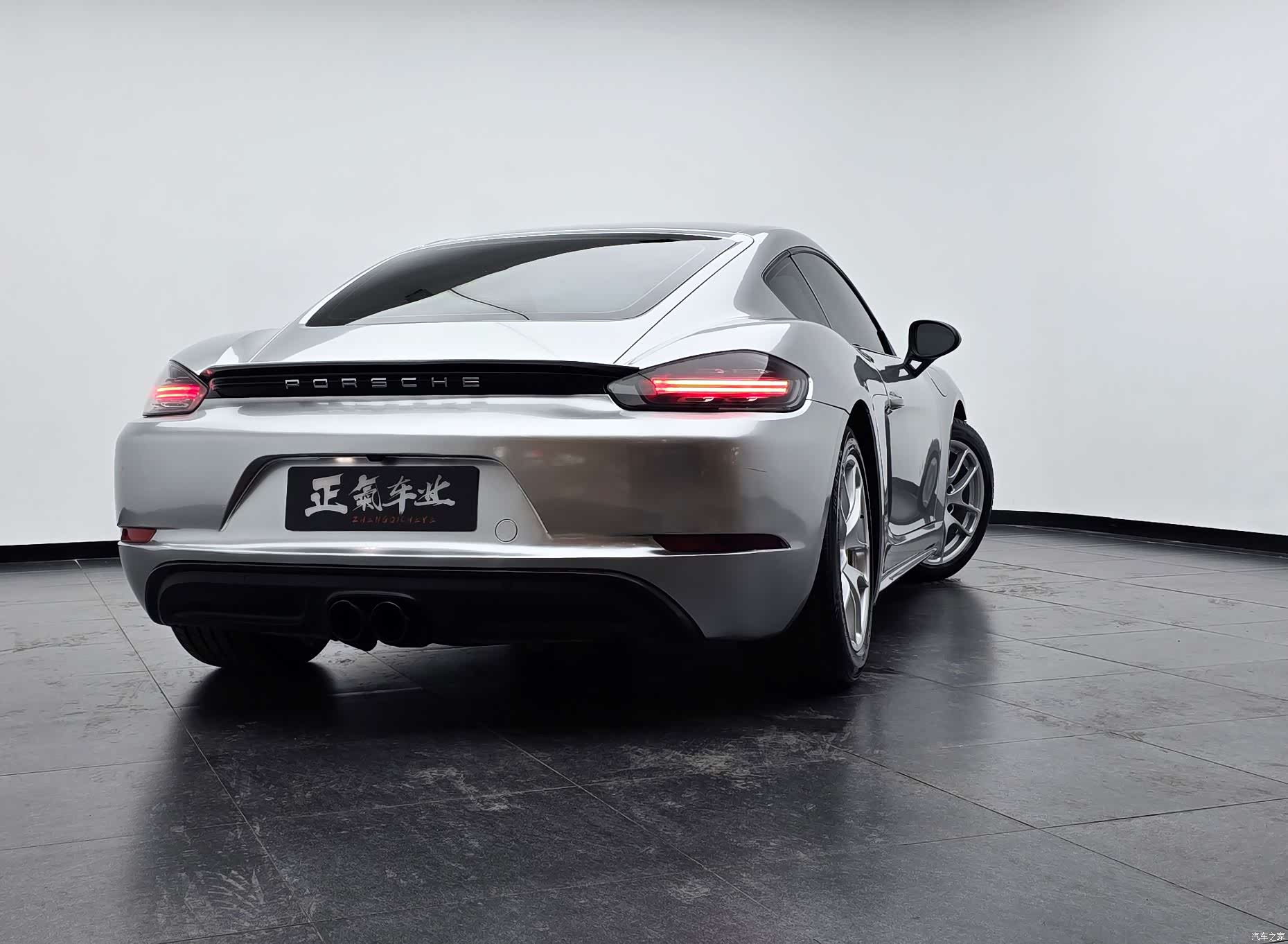 Porsche Cayman, 2017 6