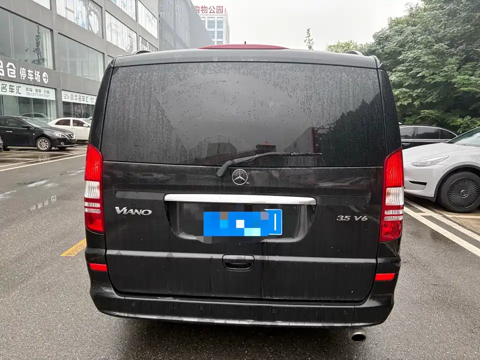 Mercedes-Benz Viano