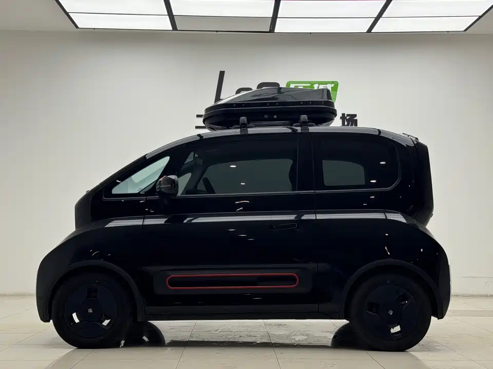 Baoding KiWi EV