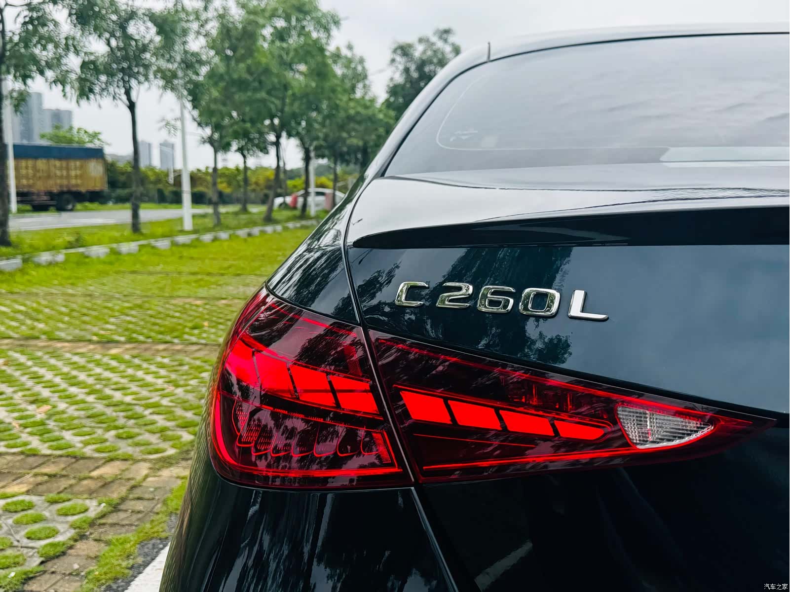 Mercedes-Benz C-Class, 2025 16