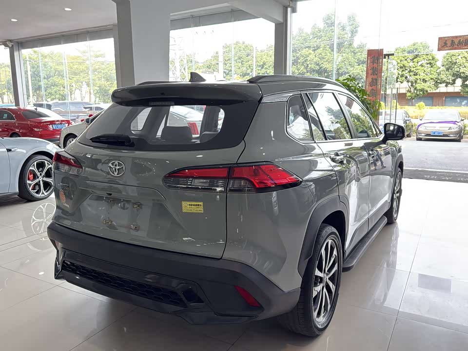 Toyota Corolla Sharp amplifier