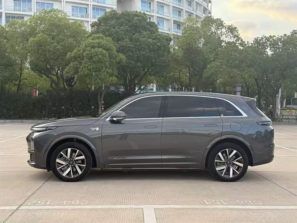 Li Auto Ideal L7