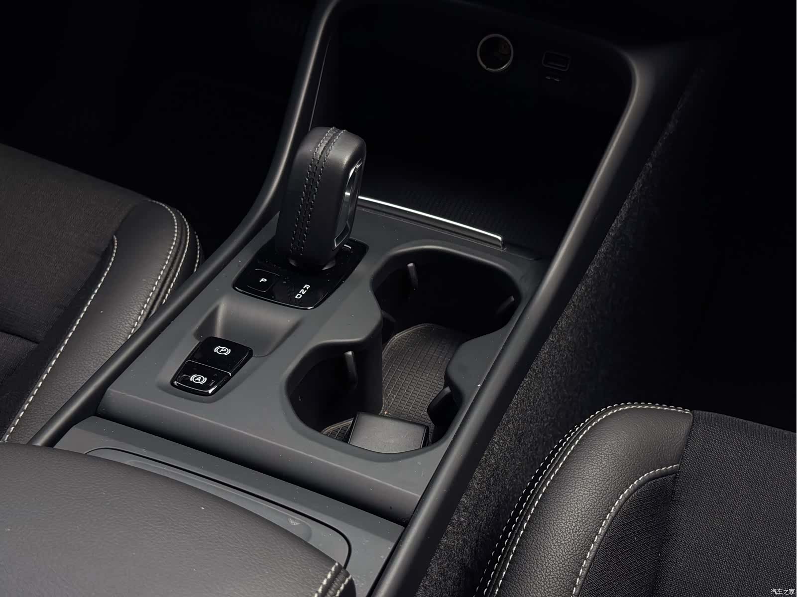 Volvo XC40, 2019 7
