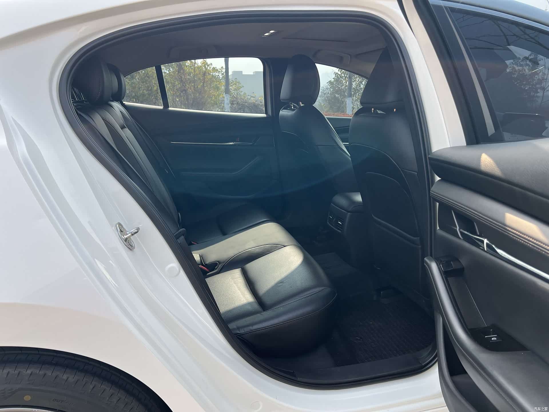 Mazda Mazda3, 2021 12