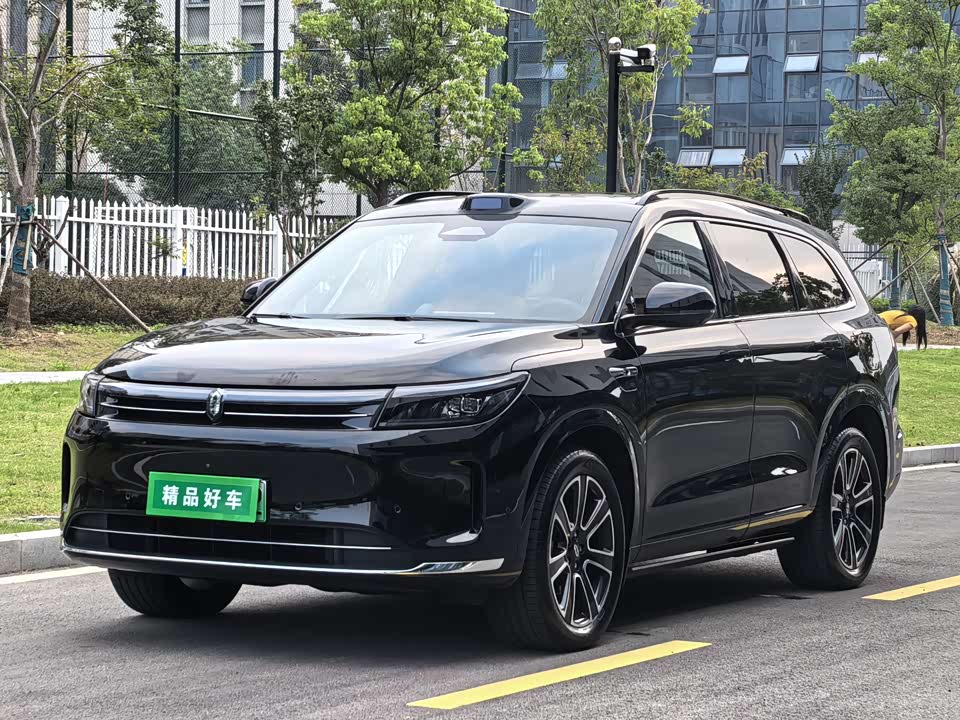 AITO Ask the world M7