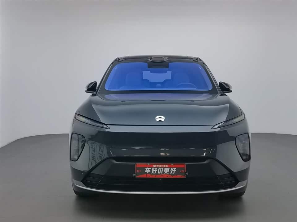 NIO ES8