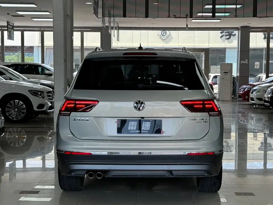 Volkswagen Tiguan L