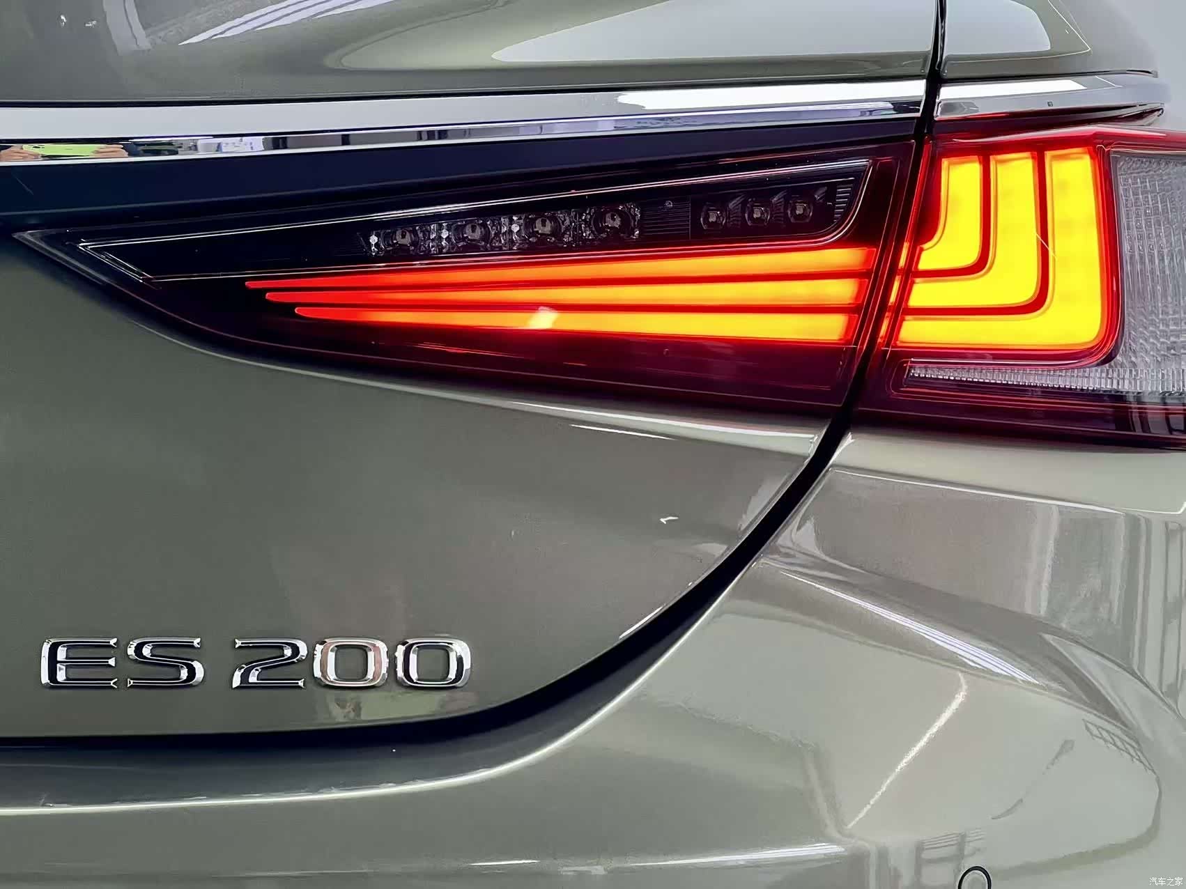 Lexus ES, 2021 16