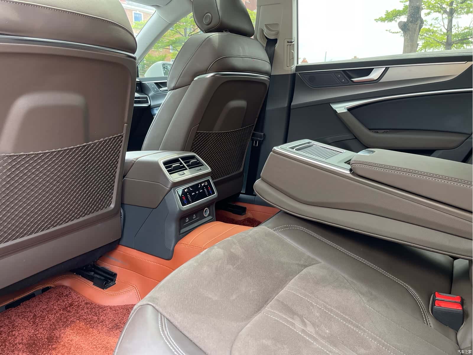 Audi A7L, 2023 20