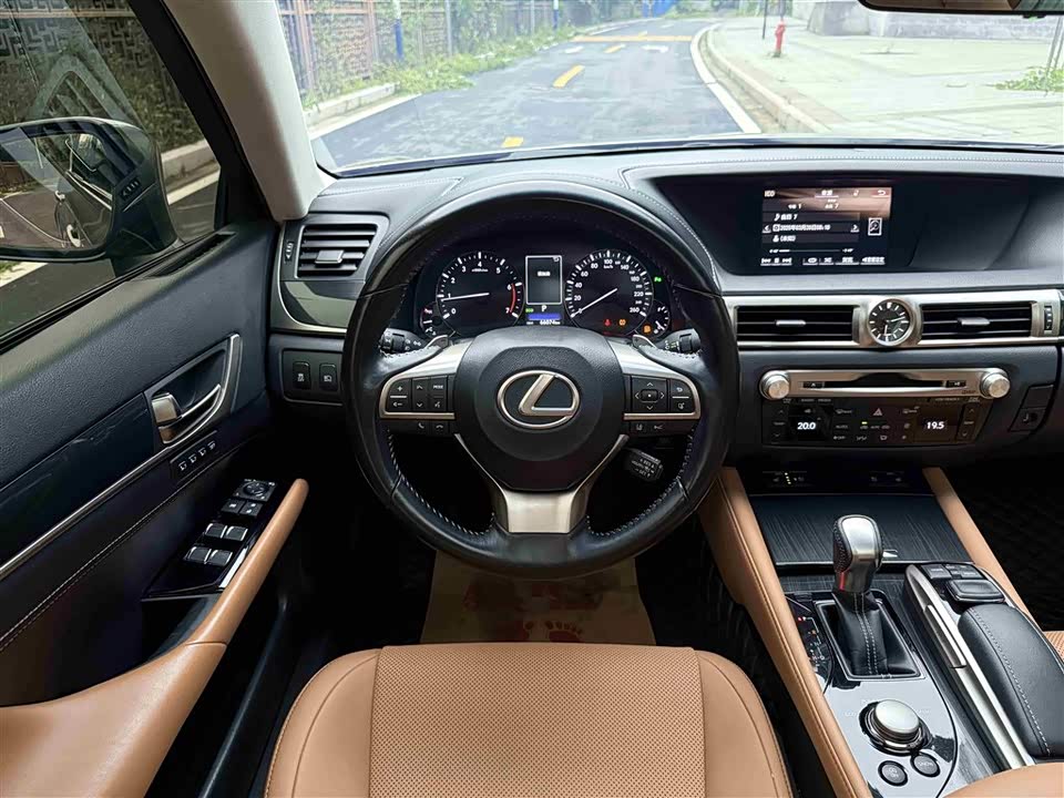 Lexus GS
