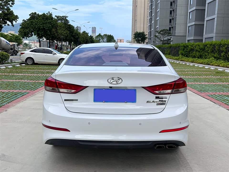 Hyundai Lead