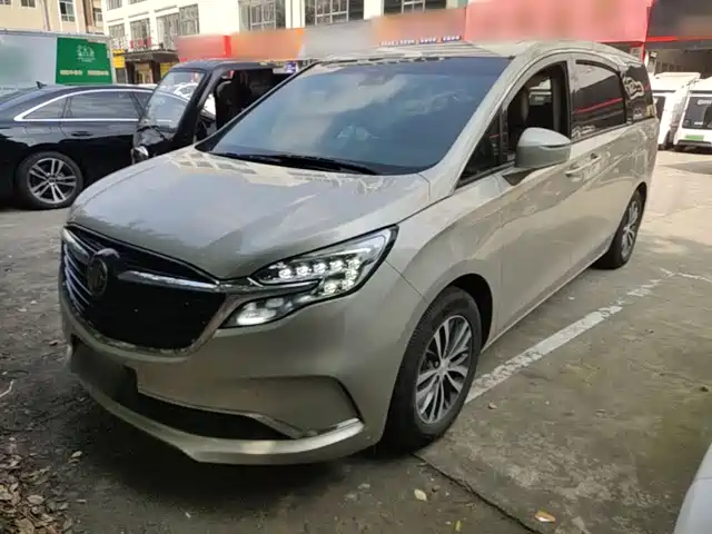 Buick GL8 2021 — купить из Китая под заказ