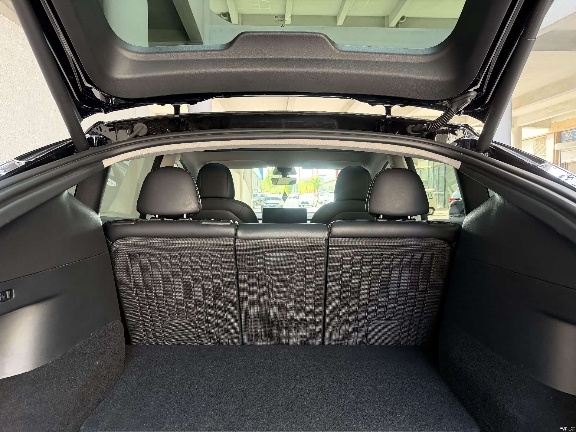 Tesla Model Y, 2022 8