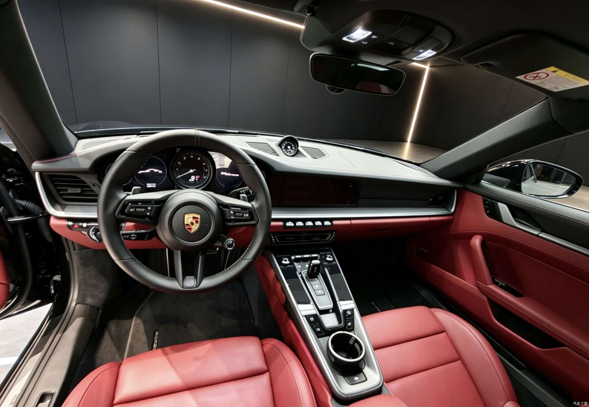 Porsche 911, 2021 11