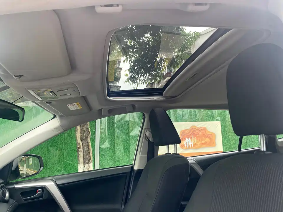 Toyota RAV4 Rongfang